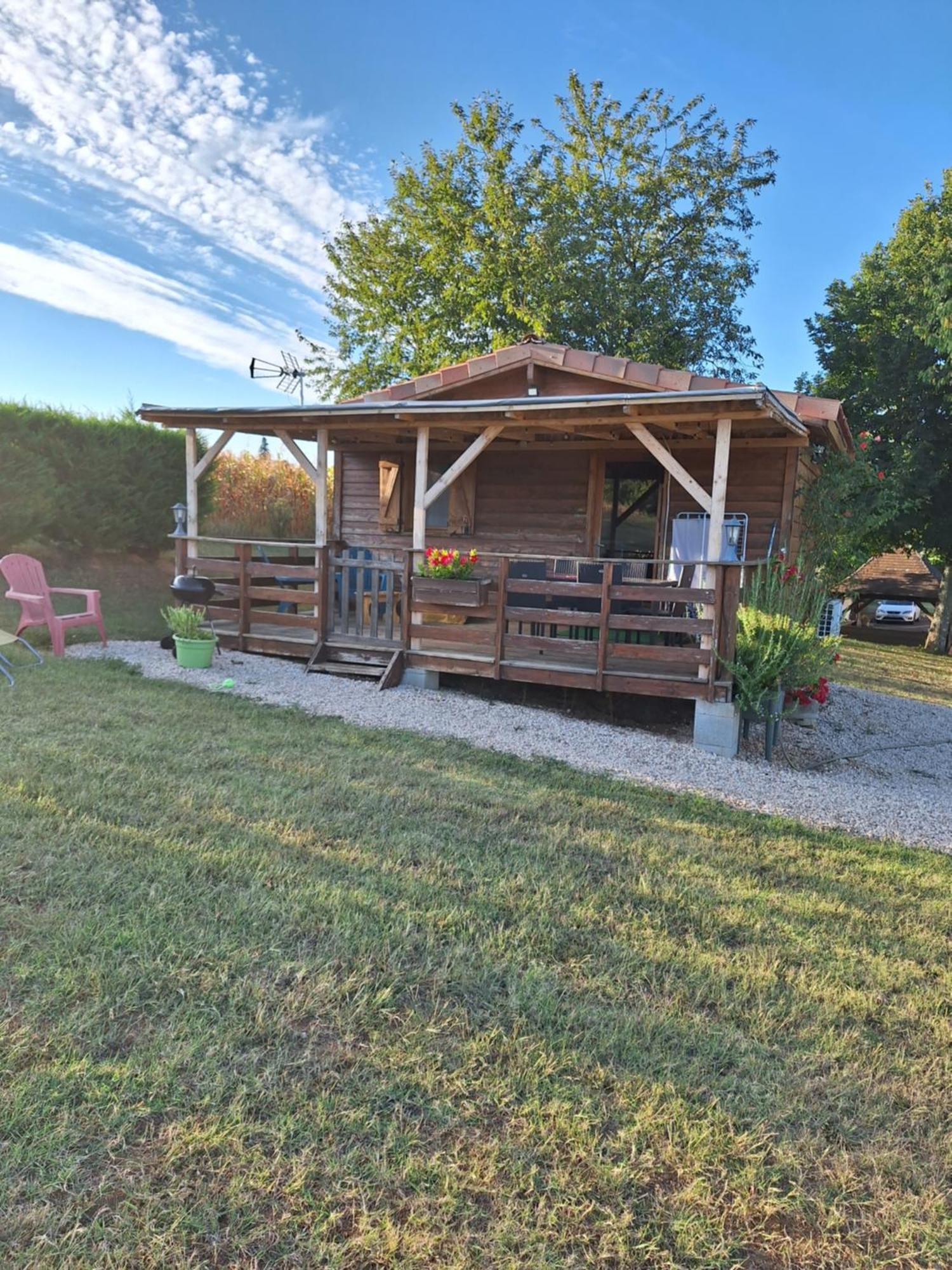 Le Chalet Douillet Saint-Genies Екстериор снимка